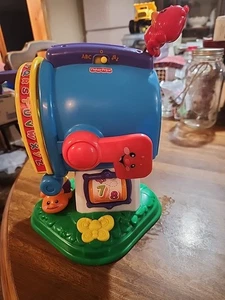 Fisher-Price Briefkasten 2008 Lachen & Lernen Musik klingt ABC -keine Post- getestet - Bild 1 von 5