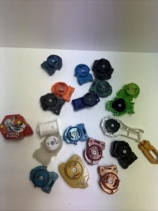 Lote de accesorios Beyblade 17 piezas lanzadores de cable rasgado solo Tomy/Hasbro sin cables - Imagen 1 de 13
