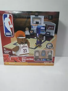 NEW NBA The Bridge lebron james kevin Durant Referee Buildable One on One Set - Picture 1 of 6