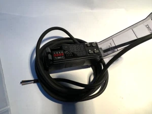Keyence CZ-V21AP LWL Verstärkereinheit RGB Digital Sensoren - Bild 1 von 3