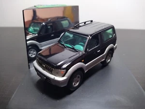 TOYOTA LAND CRUISER KZJ90 1998 BLACK/LIGHT GREY 1/43 VITESSE 082G DAMAGED - Picture 1 of 6