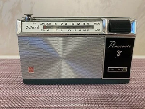Vintage National Panasonic R-807J 2 Band 8 Transistor Radio - Picture 1 of 12