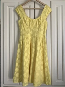 Calvin Klein Yellow Polka Dot Fit And Flare Sleeveless Summer Dress Size 4 NWT - Picture 1 of 7