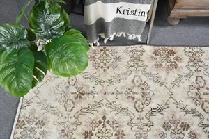 Vintage Rug, 2.9x5.6 ft Accent Rugs, Home Decor  Rugs, Anatolian Rug, Floor Rug - Picture 1 of 6
