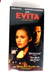 New Fac Sealed EVITA VHS Tape Madonna Antonio Banderas 1996 Musical/Drama - Foto 1 di 8