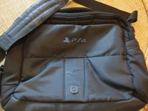 PS4/Schultertasche Power Bag Travel Carry Messenger Bag Schwarz - Bild 1 von 10