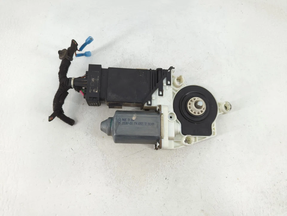 Volkswagen Beetle 1998-2001 pasajero delantero derecho motor ventana eléctrica 951291 Foto 1 de 4