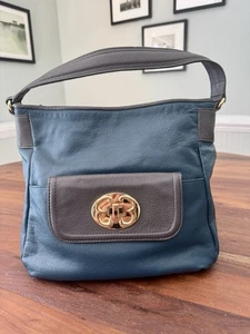 Borsa a mano in pelle Emma Fox tracolla colore blu/marrone blocco accento oro mai usata - Foto 1 di 16
