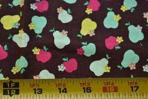 24" Long, Pears & Apples on Dk-Brown Cotton/Quilting Treasures/Jot Creates N5245 - Picture 1 of 6