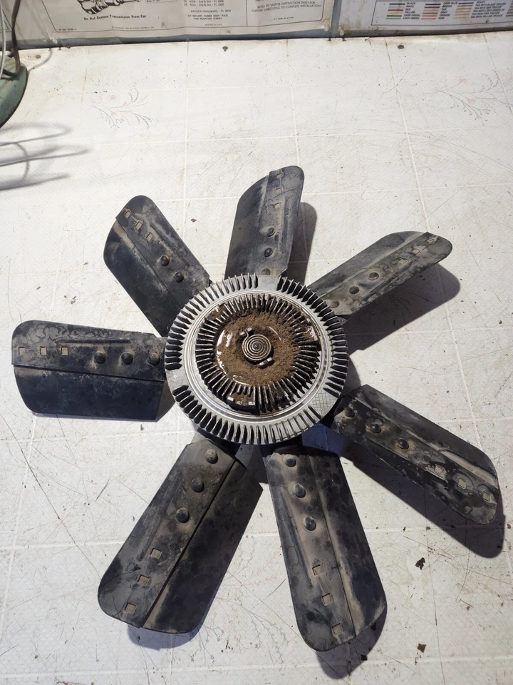 Chevrolet Suburban C10 K10 1981 Truck Gm 19 Inch 7 Blade Fan clutch 14006712 H81 - Image 1 of 3