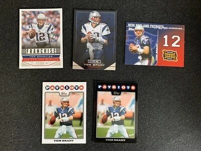 Tom Brady Patriots Topps/Panini Football Trading Card Lot 2008, 2013 & 2014 - Image 1 of 4