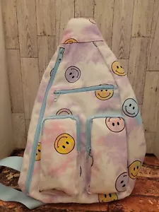 Zaino donna No Boundaries mani libere cargo imbracatura tie dye stampa sorridente - Foto 1 di 5