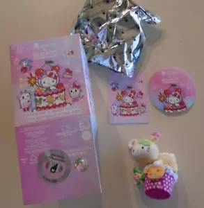 TokiDoki Hello Kitty 50th Anniversary Cupcake Hello Kitty - Picture 1 of 4
