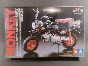 Tamiya Honda Monkey 40th Anniversary - Bike scale 1/6 - Foto 1 di 3