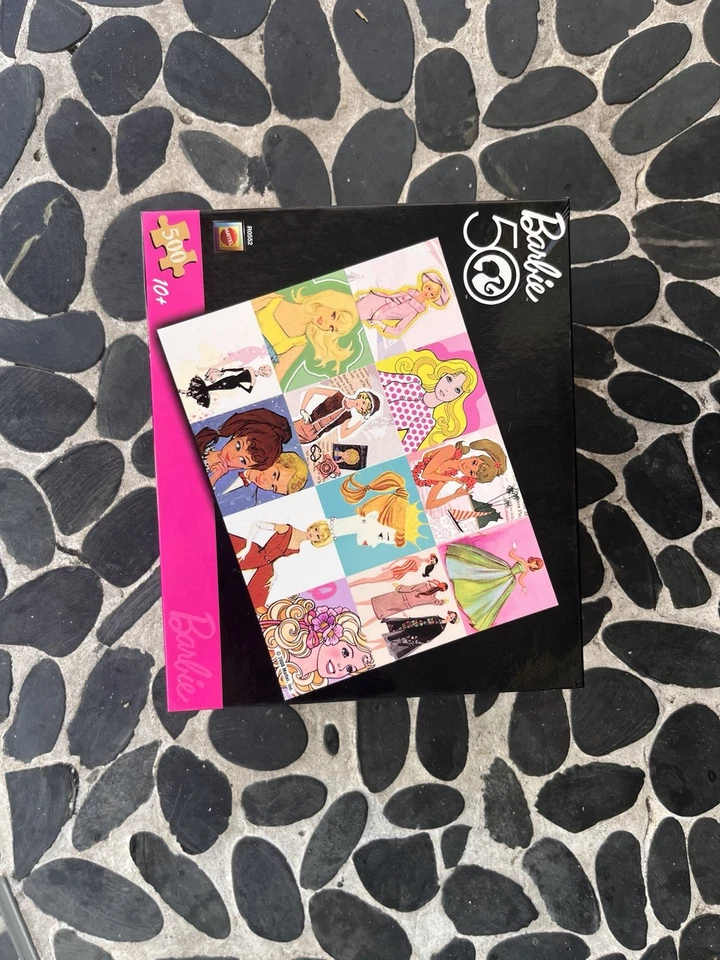 Nuevo/Sellado Barbie 50 Aniversario Puzzle 2008 Muñeca Barbie Foto 1 de 2