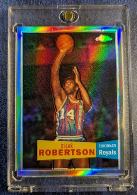 2007 Topps Chrome REFRACTOR SN /999 #79 OSCAR ROBERTSON 🔥 MINT VERY RARE SSP - Image 1 of 4