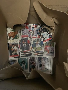 Large Flat Rate Box MLB Baseball Cards 3000+ Topps Series 1,2, Heritage, Panini - Picture 1 of 5