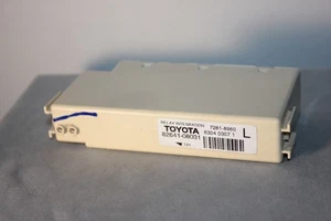 2011- 2016 Toyota Sienna 82641-08031 power relay Integration module L - Picture 1 of 4