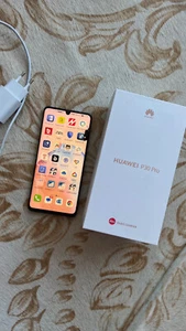 Huawei P30 Pro Display gebrochen mit OVP schwarz - Bild 1 von 10
