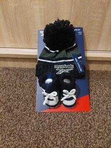 Baby's Reebok Hat & Booties Set 0-6 Months, Recycled Yarn, Grey Navy Blue White, - Picture 1 of 13