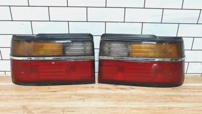 Par de luces tai sedán usadas Taiwán Fit Toyota Corolla EE90 AE92 1987-1991 Foto 1 de 4