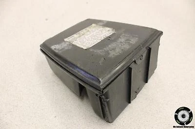 Honda V65 Magna Vf1100c 1984 bandeja de almacenamiento de herramientas caja contenedor soporte VF 1100 84 Foto 1 de 4