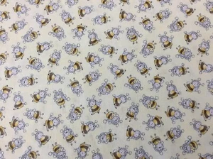 Timeless Treasures - Bunnies By The Bay - Bumblebees - 100% Cotton Fabric 1/4m - Picture 1 of 7