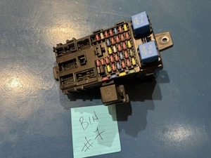 03 04 05 06 HYUNDAI SANTA FE TRACTION CONTROL MODULE FUSE BOX 95400-26751 OEM - Foto 1 di 7