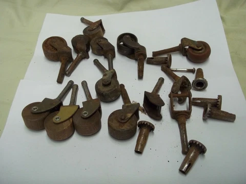 ASSORTED LOT OF VINTAGE STEEL AND WOOD FURNITURE CASTERS AND WHEELS Cover