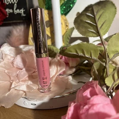 MUY RARO Lápiz labial líquido de larga duración impermeable Urban Decay BRAT Vice solo 1 Foto 1 de 3