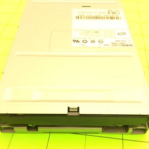 Unidad de disquete para computadora de escritorio Teac FD-235HG 193077C628 - Imagen 1 de 6