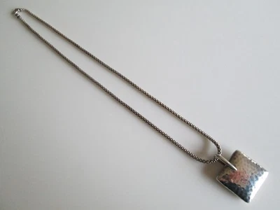 SILPADA STERLING SILVER PILLOW PENDANT ON 20 INCH CHAIN S1118 - Image 1 of 4