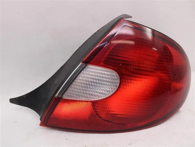 Used Right Tail Light Assembly fits: 2002 Dodge Neon Right Grade A - Image 1 of 4
