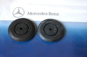 Mercedes W116 W123 W124 W126 W170 R170 W201 W210 2 Gummis Stopfen 32,5 mm NEU ! - Bild 1 von 1