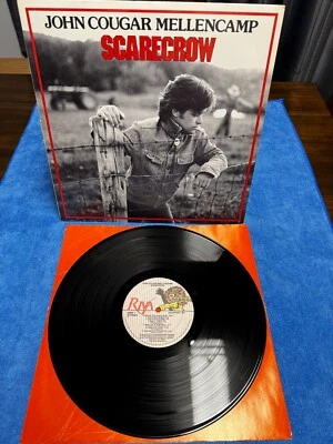 John Cougar Mellencamp - Scarecrow LP Record 1985 Vinyl, RIVA Records VG+/VG+ Foto 1 de 3
