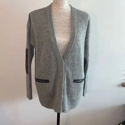 Cárdigan Madewell con ribete de cuero pequeño excelente estado usado.  Lana de cordero. Foto 1 de 4