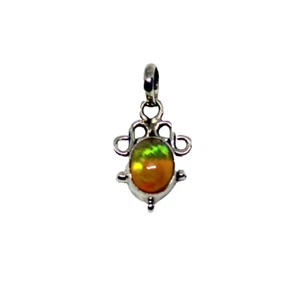Ethiopian Opal Pendant 925 Silver Jewelry Precious Stone Welo Color Game - Picture 1 of 2