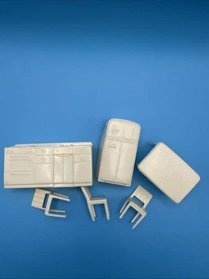 Vintage Off-White Escala 1/16, Brinquedo para Casa de Bonecas, Conjunto de Cozinha Cadeiras de Mesa - Imagem 1 de 4