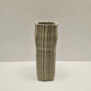 Pier 1 Retro Ribbed Vase Matte Oatmeal Combed Effect Brazil 8 inch - Picture 1 of 11