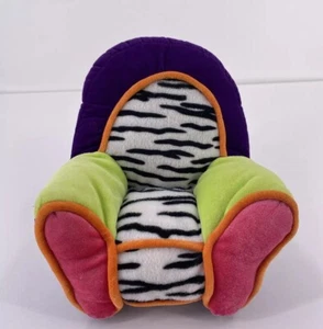 Silla de muñeca de peluche Groovy Girls con estampado de cebra púrpura rosa juguete Manhattan de colección - Imagen 1 de 8
