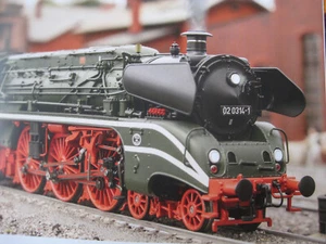 MÄRKLIN 39027 TRIX 25027 H0 LOCOMOTORA DE VAPOR BR 02 0314-1 VSEM "SCHORSCH" PÓSTER NUEVO - Imagen 1 de 4