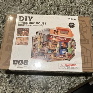 Rolife Floral Corner DIY Book Nook Kit Dollhouse Bookshelf Kits 3D Wooden Puzzle - Picture 1 of 6