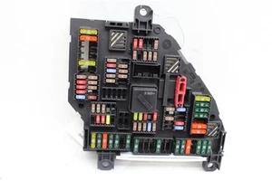 FUSE BOX 528i 535i 535i Gt 550i 550i Gt 640I 650i 740i 740il 750i 12-16 1091717 - Picture 1 of 12