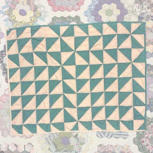 Handmade Pink & Blue Modern Minimalist Triangle Patchwork Baby Nursery Lap Quilt - Picture 1 of 8