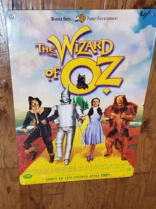 WIZARD OF OZ 1999 Warner Bros 2-seitiges WERBE Wellpappe Poster Schild 26x39" - Bild 1 von 7