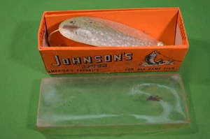 Rare Vintage Johnson's Spoon Fishing Lure Weedless W/ Box,Hot Pearl 1490 - Picture 1 of 6