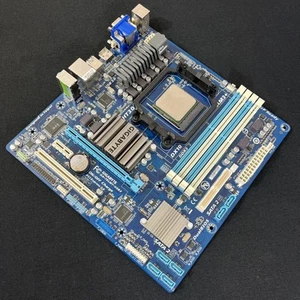 Mainboard/CPU COMBO: Gigabyte GA-78LMT-USB3 AM3+ mATX + Phenom II X4 830 - Bild 1 von 8