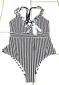 Cupshe Black White Stripe Seersucker Ruffle One Piece Swimsuit XXL NEW WITH TAGS - Picture 1 of 8