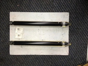 VAUXHALL CORSA C 2000-06 REAR 2 X SUSPENSION SHOCK ABSORBERS SHOCKERS NEW PAIR!! - Picture 1 of 1