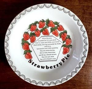 Vintage Strawberry Pie Plate with Recipe Ceramic EUC - Picture 1 of 4